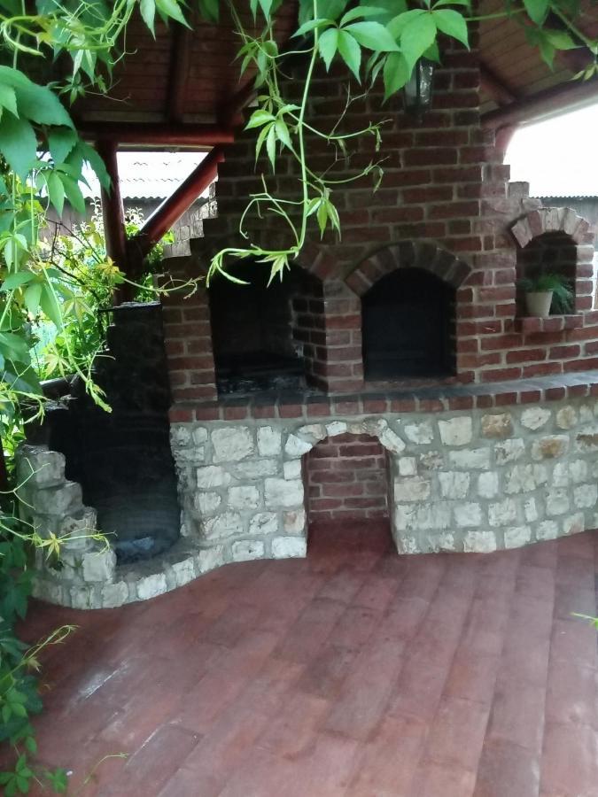 Отель Timi Kulcsoshaz Lazarea Экстерьер фото