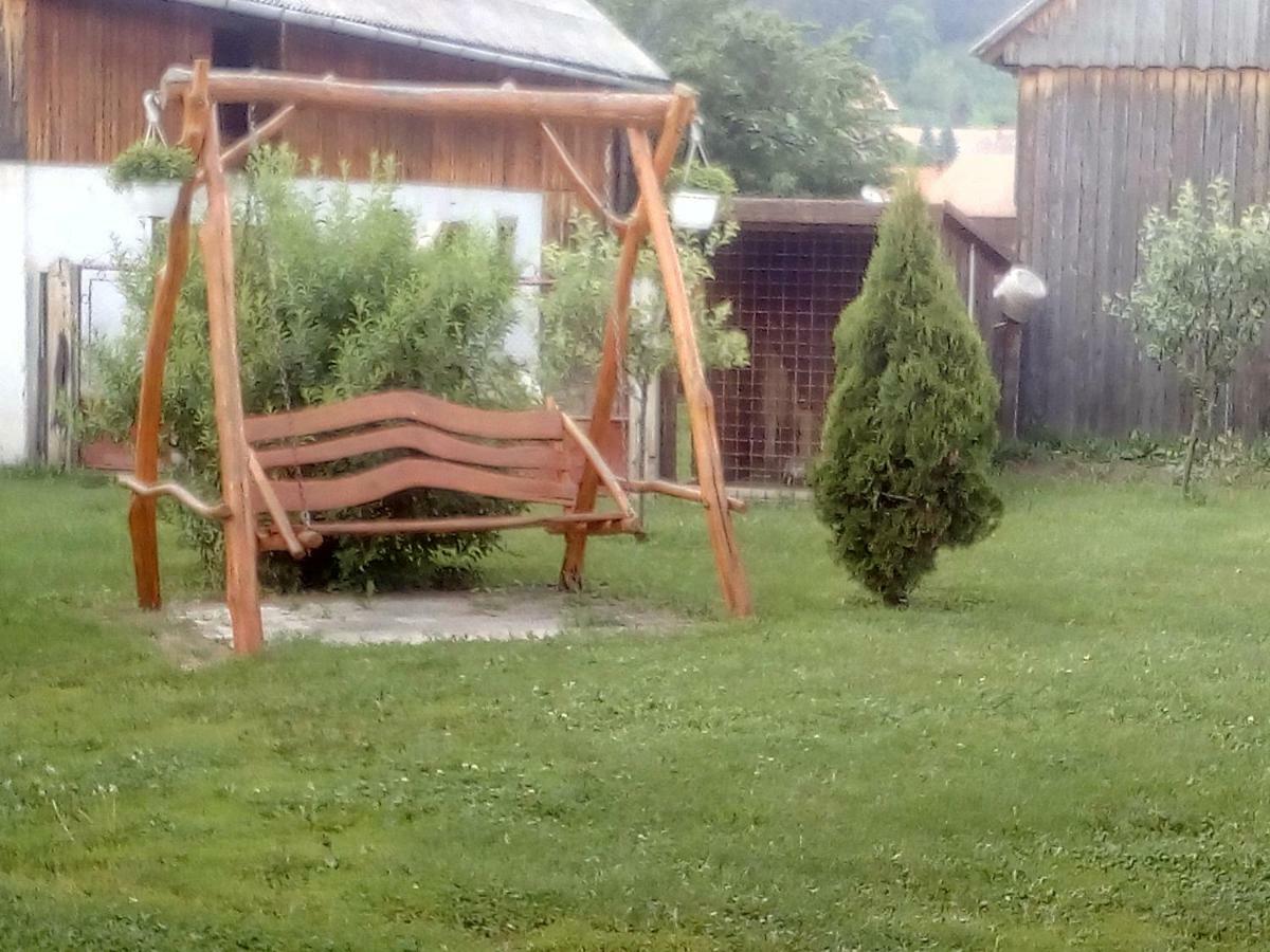 Отель Timi Kulcsoshaz Lazarea Экстерьер фото